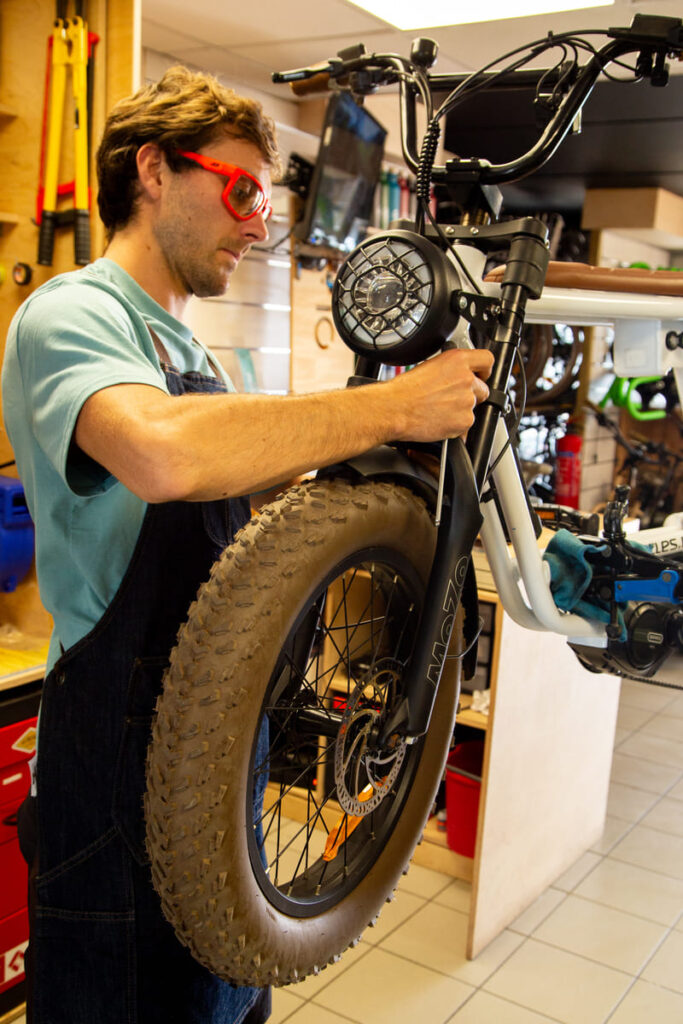 Types of Bicycle Repair in Capbreton
